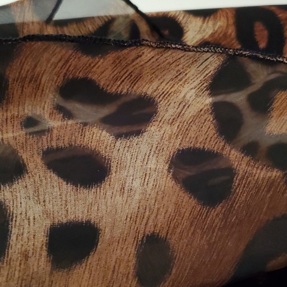 Adele & May Sleeveless Leopard With Sheer Leopard Overlay Size M - Picture 5 of 9